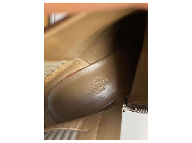 Constance Hermès Botines de cuero con hebillas Castaño - vista 8