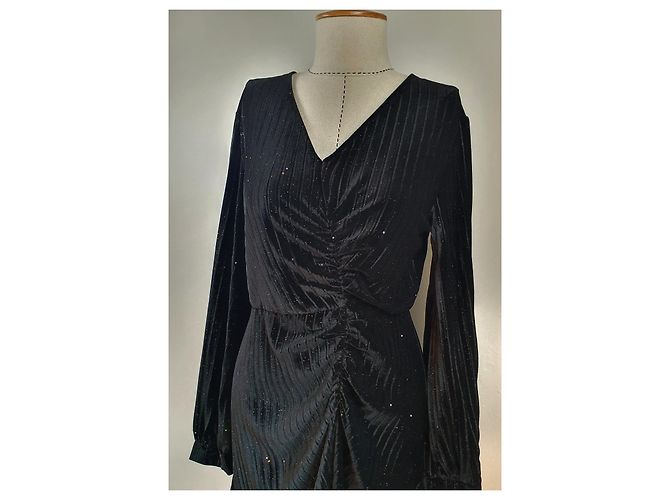 Max Mara Kleid aus schwarzem Samt - Ansicht 3