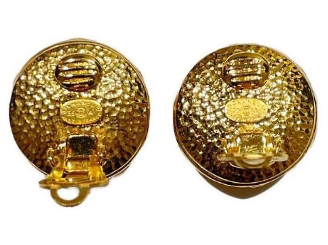 *** CHANEL perle finte qui segnano orecchini Bianco D'oro - vista 4