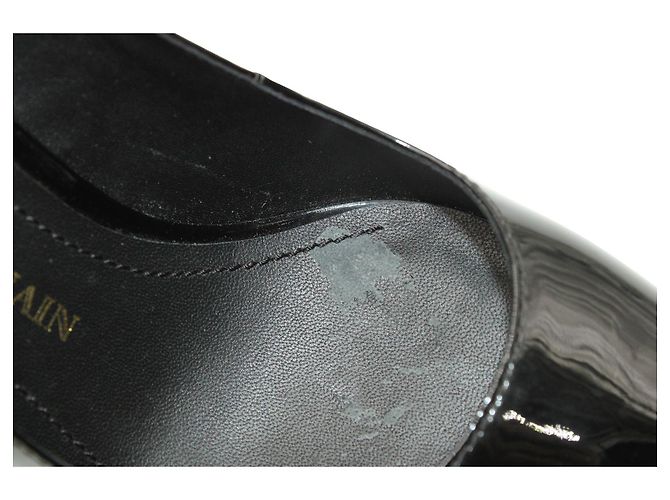 Pierre Balmain High Heels aus schwarzem Lackleder - Ansicht 6