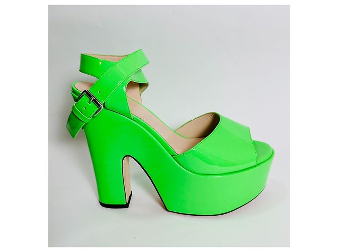 Sandali Christopher Kane in vernice verde - vista 2