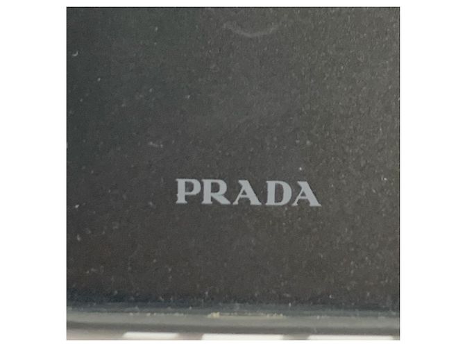 Saffiano Prada Iphone case - view 4