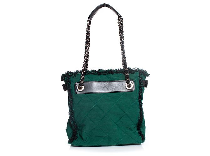 Chanel, Grüne gesteppte Canvas-Tasche - Ansicht 2