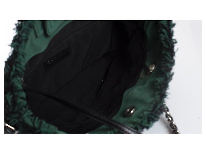 Chanel, Grüne gesteppte Canvas-Tasche - Ansicht 8