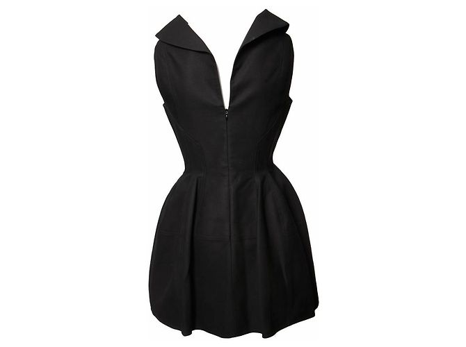 Alaïa, gewebtes Kleid in Schwarz. - Ansicht 3