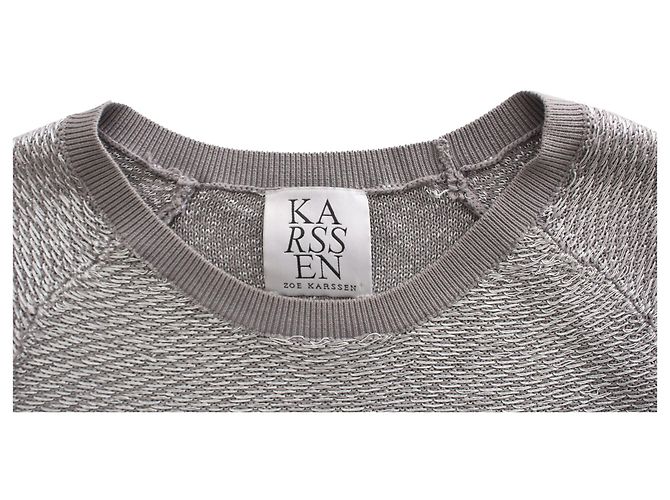 ZOE KARSSEN, Silberfarbener Pullover mit Text. - Ansicht 5