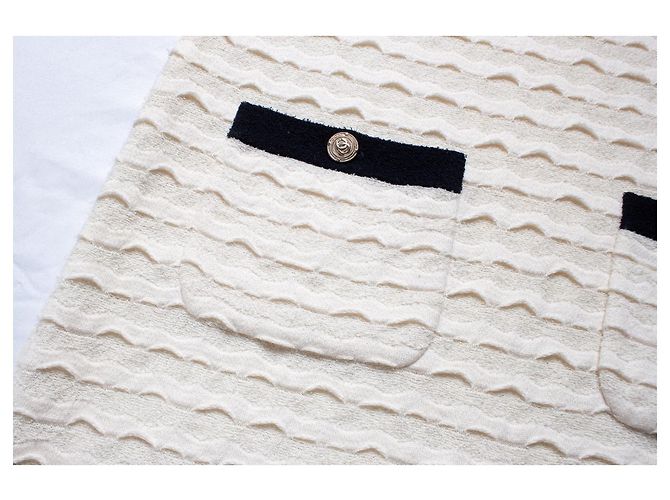 Chanel, Kombi-Set aus blauem und cremefarbenem Strick - Ansicht 7