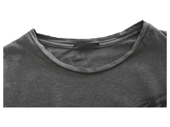 Autre Marque Jun J., Camiseta gris con ángel. - vista 5