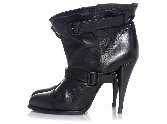 GIVENCHY, Botines de piel de becerro negros - vista 2