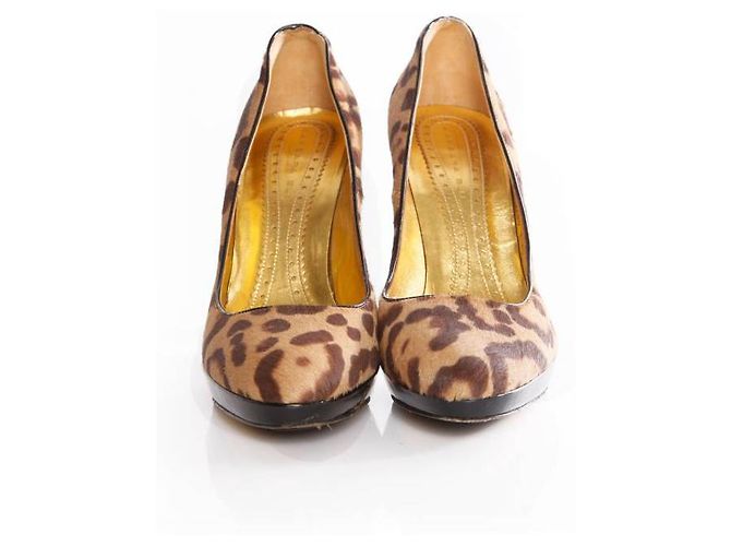 Barbara Bui, sapato com estampa de leopardo em pele de pônei. - vista 3