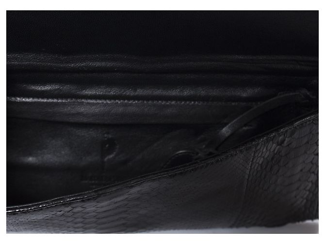 Autre Marque Maison Du Posh, Knöchelring-Python-Clutch in Schwarz. - Ansicht 6