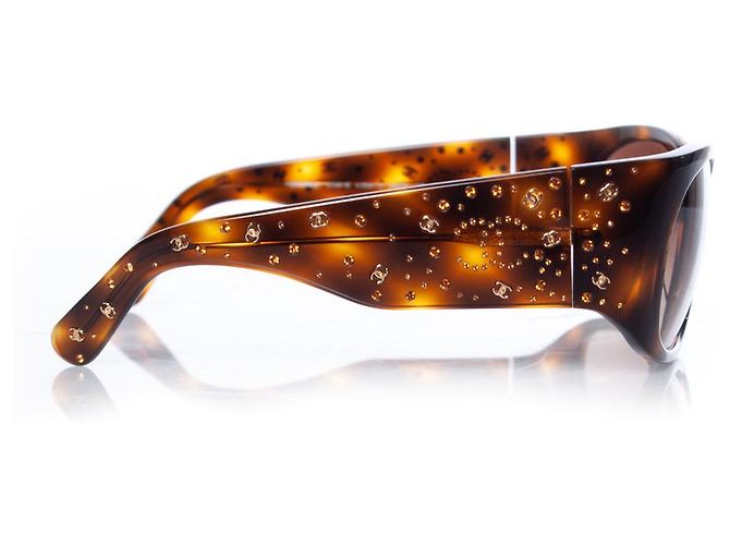 Chanel, gafas de sol con strass CC Castaño - vista 3