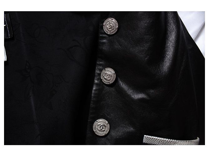Chanel, Lederrock mit Schlitz Schwarz - Ansicht 6