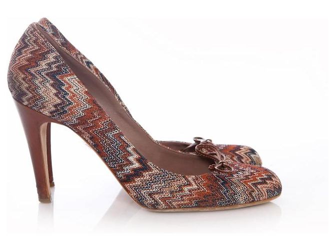 MISSONI, mehrfarbige Pumps mit braunem Absatz. - Ansicht 4