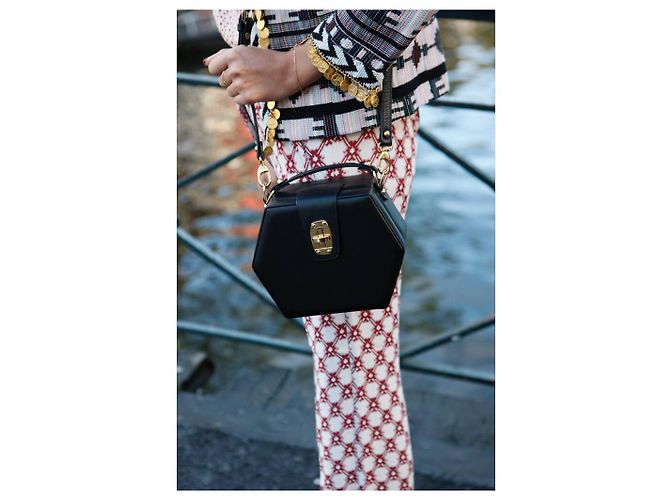 Autre Marque Di Bordon, Borsa Charlee in pelle nera. - vista 4