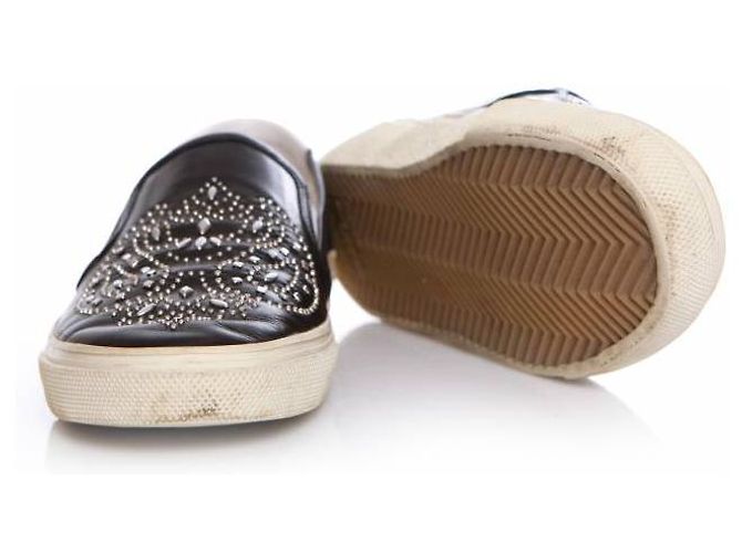 SAINT LAURENT, sneakers slip on in pelle con borchie. Nero - vista 6