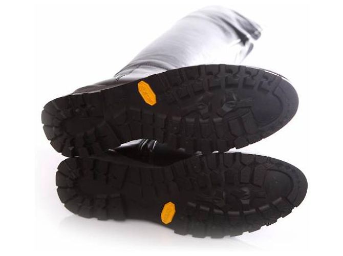 Prada, botas largas de cuero negro. - vista 6