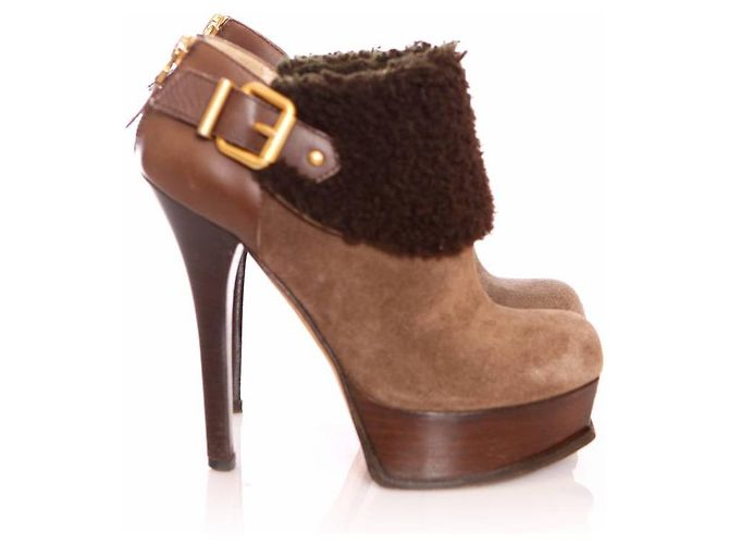 Fendi, Cavigliere in camoscio marrone con lana shearling - vista 5