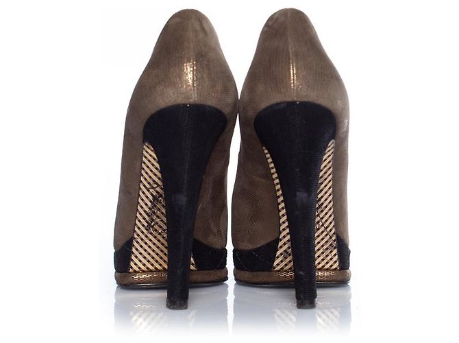 Chanel, Wildleder-Plateau-Heels - Ansicht 6