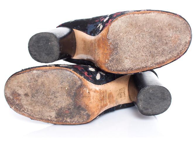 Isabel Marant, Stivaletti in pelle scamosciata ricamati Guya neri. Nero - vista 7