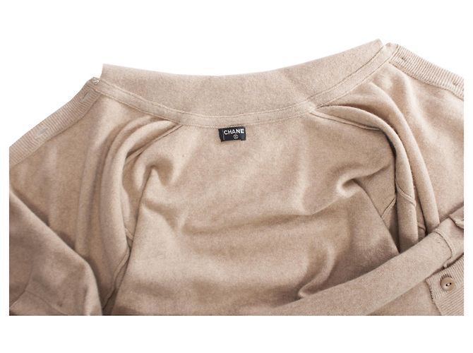 Chanel, Kamelfarbener Kaschmir-Cardigan. Braun - Ansicht 6