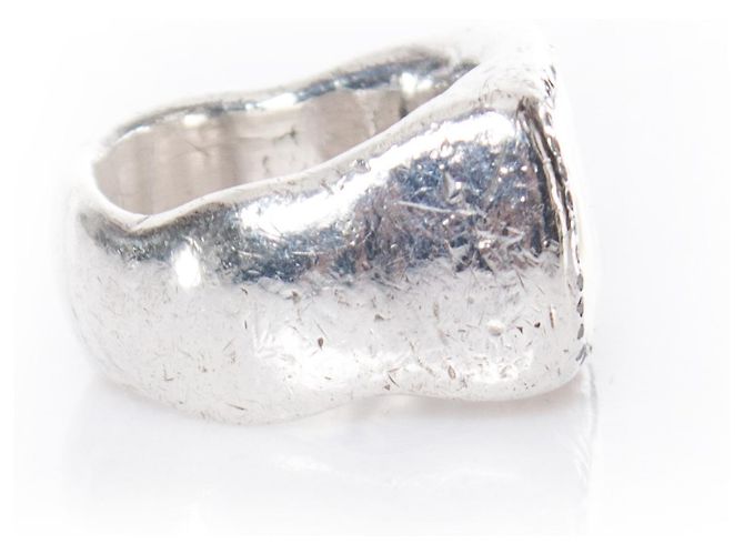 Autre Marque Rosa Maria, Bague en argent avec couche de diamants gris entourant un 18centre d'or k. Argenté Doré - vue 8
