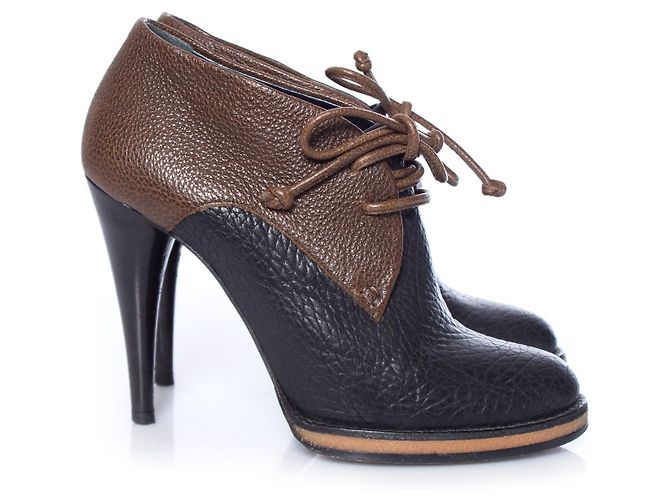 Balenciaga, Kaki/germogli alla caviglia con lacci in pelle nera. Nero - vista 5
