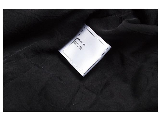 Chanel, Seidenjacke mit verzierten Knöpfen Schwarz - Ansicht 8