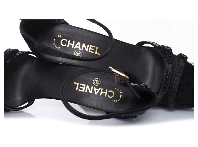 Chanel, Sandalo nero con paillettes - vista 8