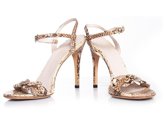 gucci, Sandale python couleur neutre. Marron - vue 3