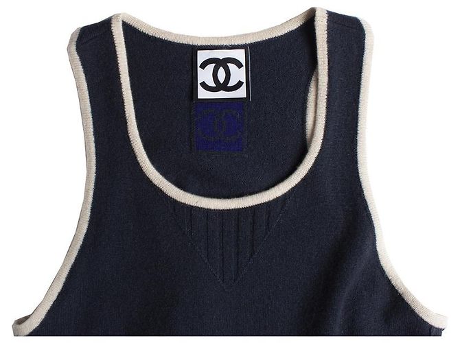 Chanel, Kaschmirkleid mit Beuteltasche Blau - Ansicht 5