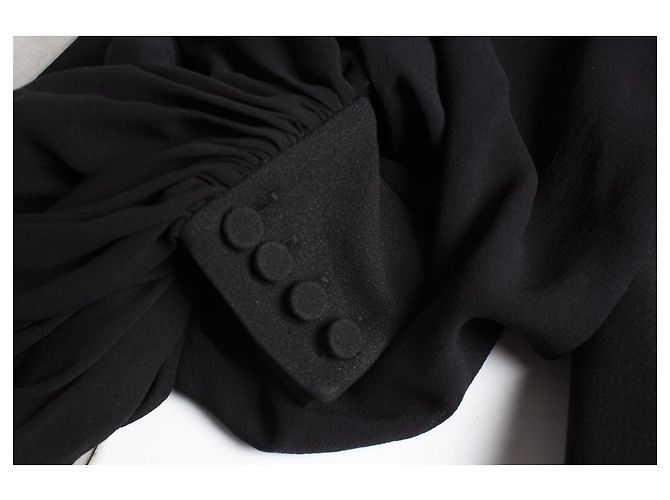 SAINT LAURENT, Schwarzes Kleid mit Puffärmeln - Ansicht 7