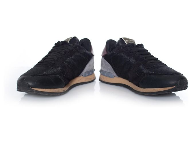 Valentino, Sneaker rockrunner mimetiche di colore nero/dimensione bordeaux 39. - vista 3