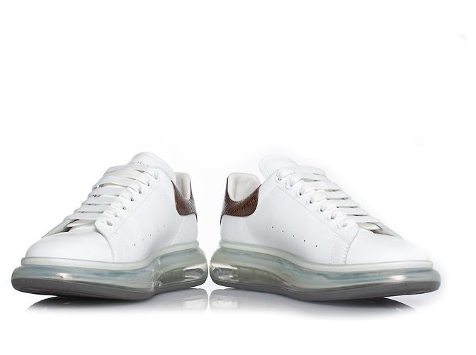 Alexander McQueen, Scarpe da ginnastica oversize Larry Bianco - vista 6