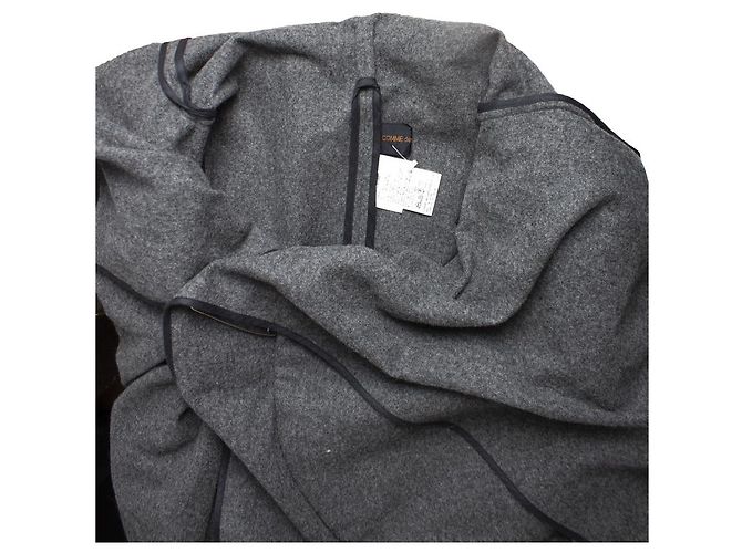COMME DES GARCONS, abrigo asimétrico de lana gris - vista 7