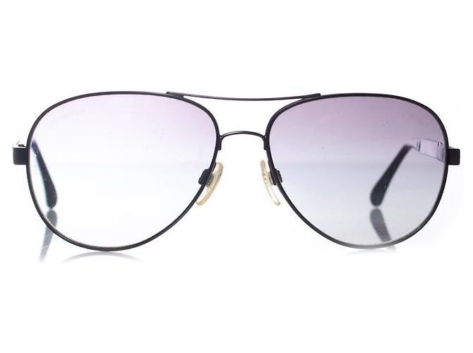 Chanel, Pilotensonnenbrille in Schwarz - Ansicht 2