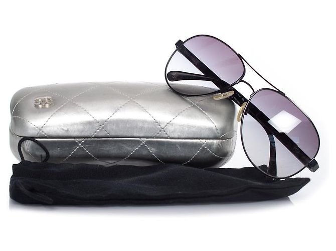 Chanel, Pilotensonnenbrille in Schwarz - Ansicht 6