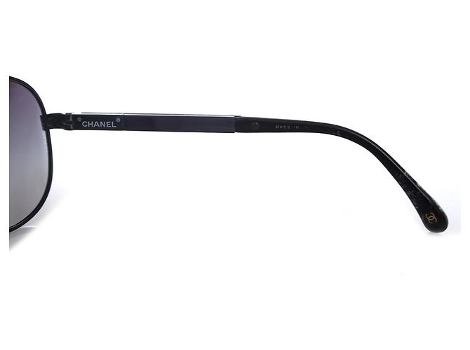 Chanel, Pilotensonnenbrille in Schwarz - Ansicht 8