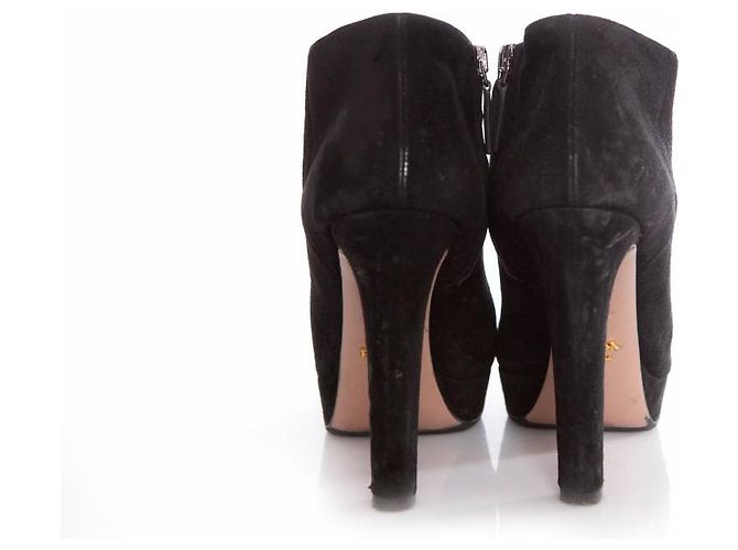 Prada, botas de plataforma de gamuza negra. Negro - vista 3