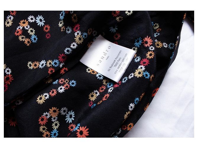Sandro, Midikleid mit floralem Love-Print Schwarz - Ansicht 5