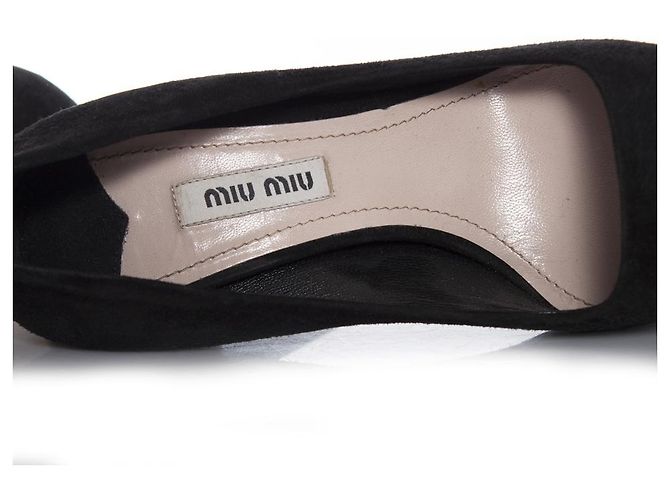 miu miu, Décolleté con plateau in camoscio nero. - vista 8