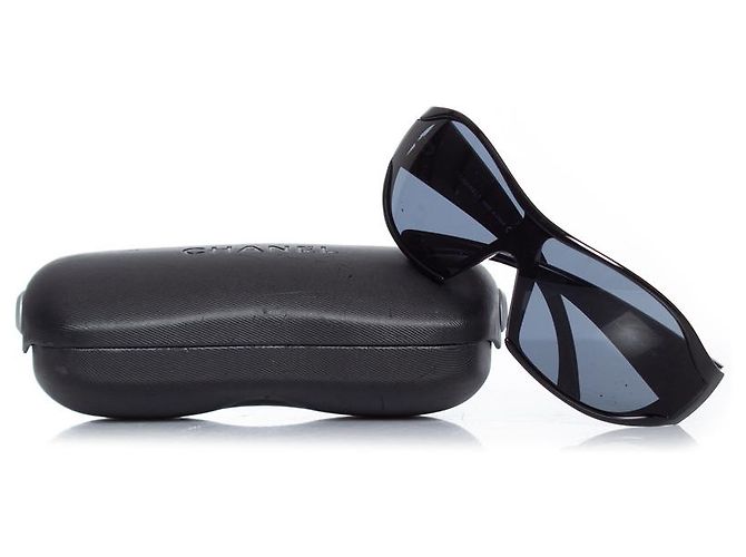 Chanel, Sonnenbrille mit schwarzem Schild - Ansicht 6