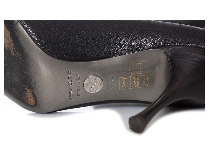DOLCE & GABBANA, Black grained leather pumps - view 8