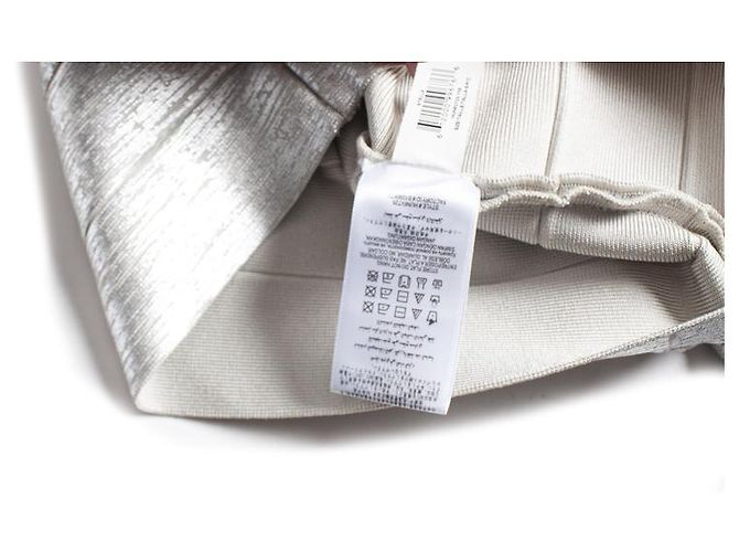 Herve Leger von Max Azria, Silbernes, schulterfreies, figurbetontes Kleid - Ansicht 3