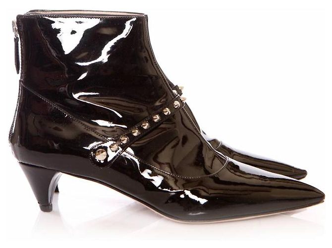 miu miu, stivaletti in vernice nera con borchie. Nero - vista 4