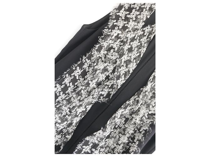 Chanel Spring 2010 Camicetta con volant in seta pied de poule Nero Crema - vista 3