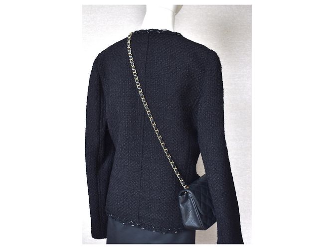 Chanel LA PETITE VESTE NOIRE Tweedjacke Schwarz - Ansicht 5