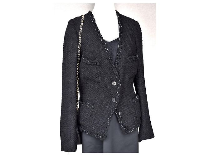 Chanel LA PETITE VESTE NOIRE Tweedjacke Schwarz - Ansicht 9