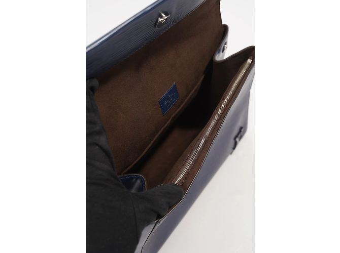 Louis Vuitton Cluny MM Marina Epi Pelle Blu navy - vista 11
