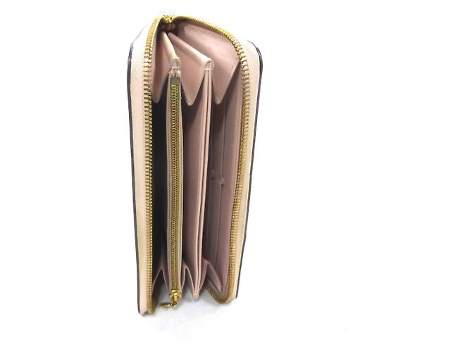 Louis Vuitton Zippy Charol Polvo Beige - ES4103 - vista 10